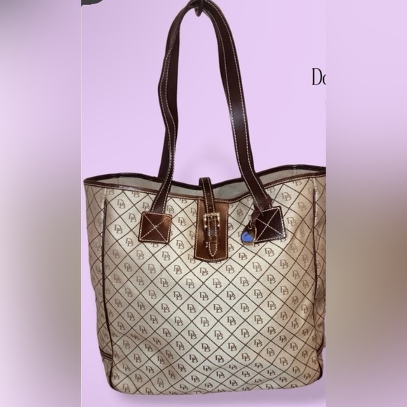 Dooney & Bourke Handbags - Dooney & Bourke NWT Made in USA HUGE BAG Blue Duck Signature